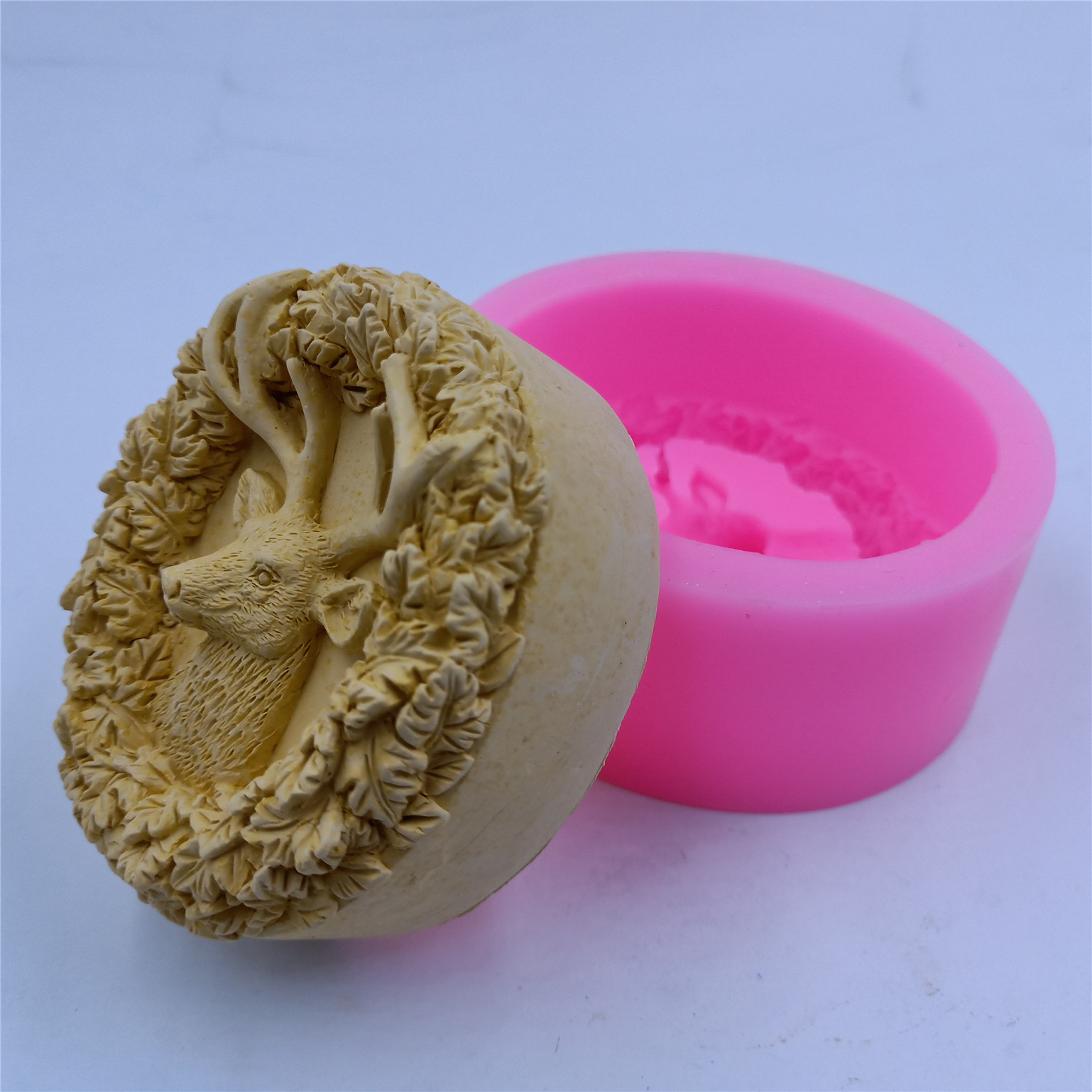 الغزلان تصميم الصابون قالب من  - مراجعة Resin Craft Ideas وسعره